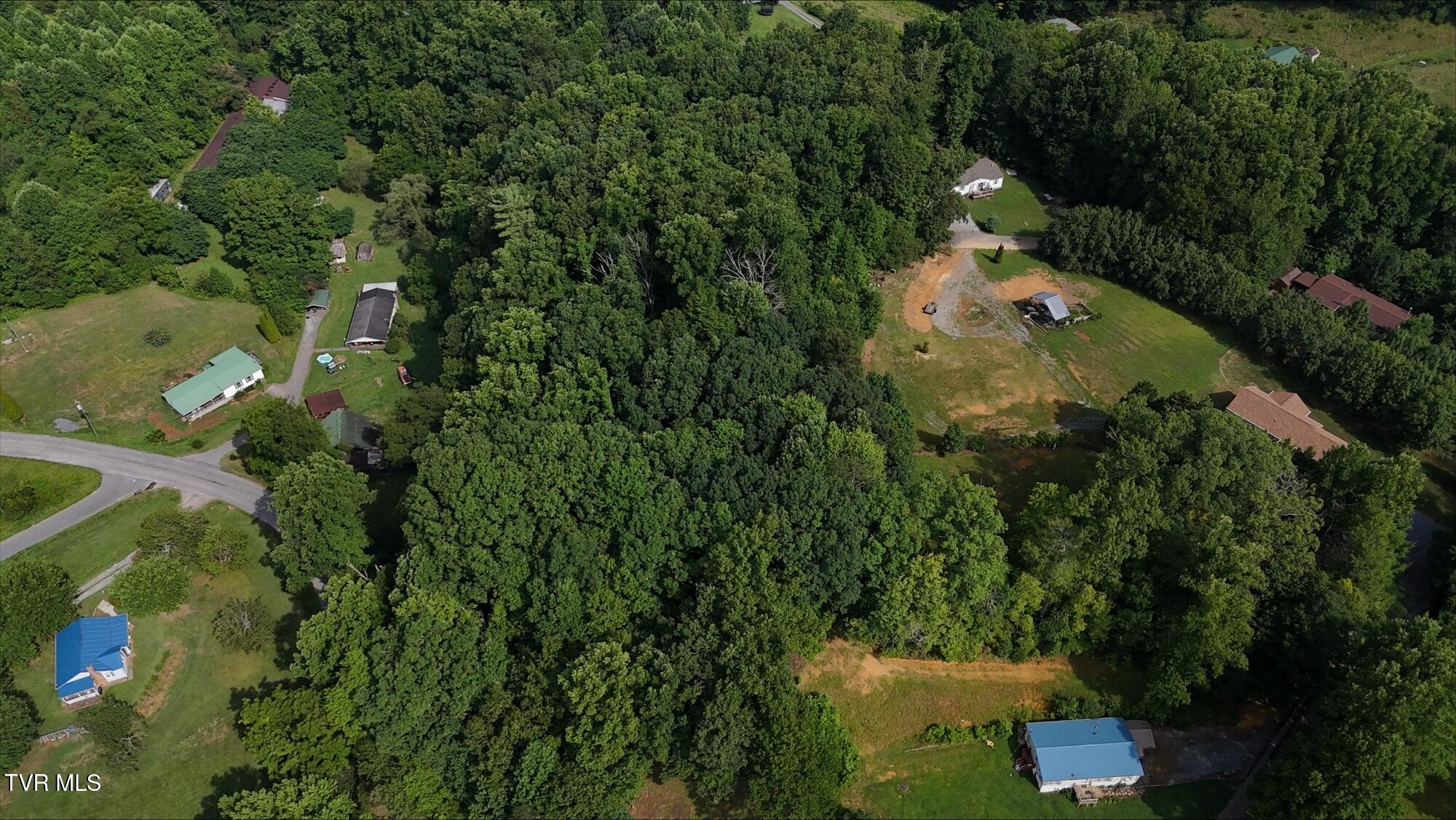 7 Crystal Lane, Unit TRACT 7 Unicoi, TN 37692 - Photo 13 of 14 processed-F0198E58-CB65-4E55-9751-E367BD