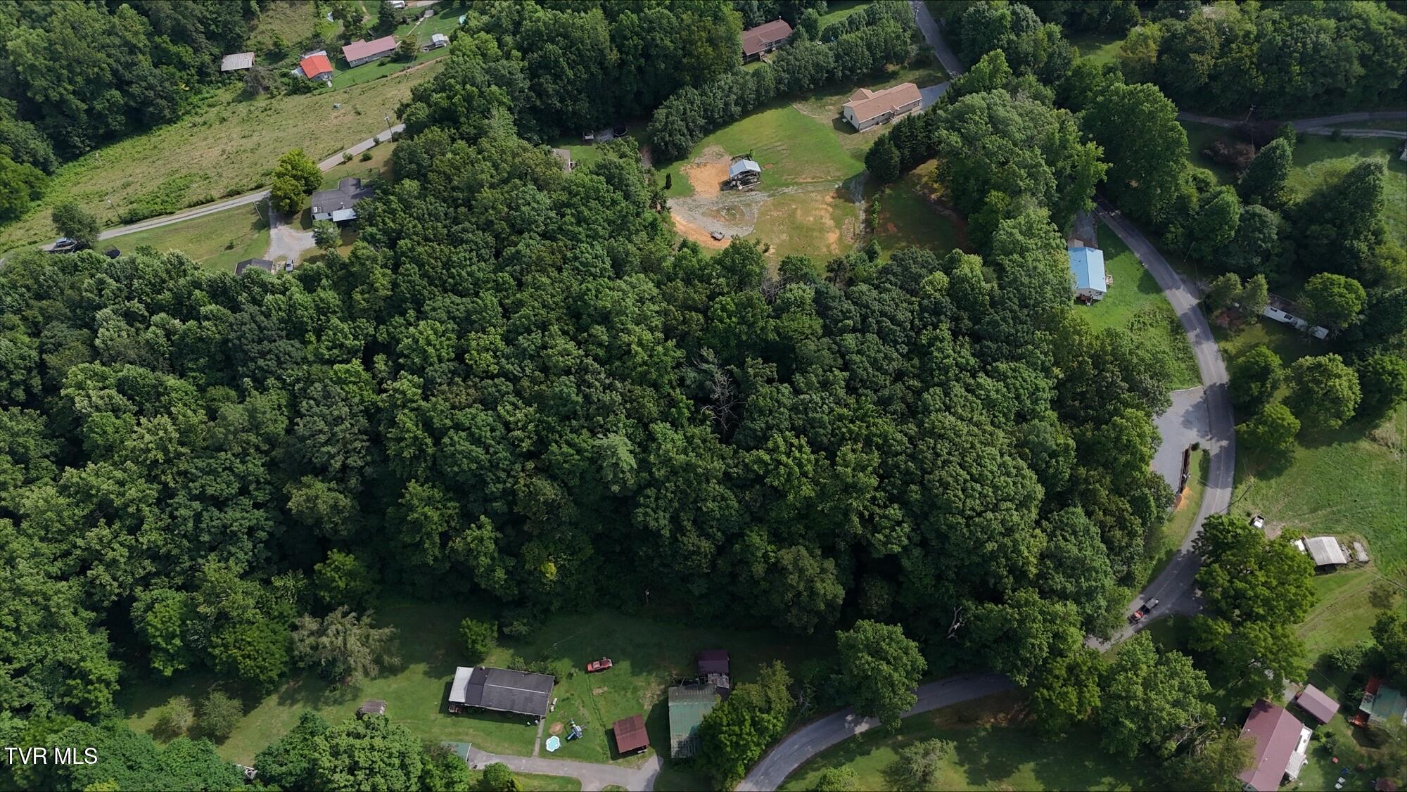 7 Crystal Lane, Unit TRACT 7 Unicoi, TN 37692 - Photo 14 of 14 processed-F6378B8F-9039-4BCA-B1F2-FE649F
