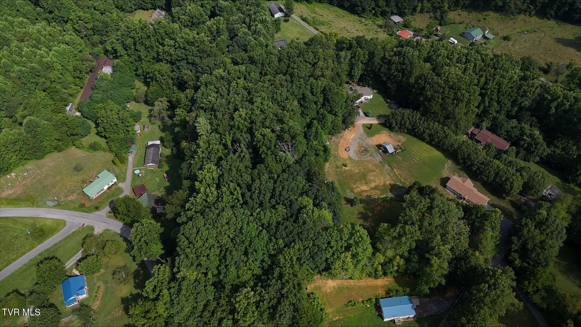 7 Crystal Lane, Unit TRACT 7 Unicoi, TN 37692 - Photo 7 of 14 processed-03600115-3E2F-4E40-9EAF-734FFC