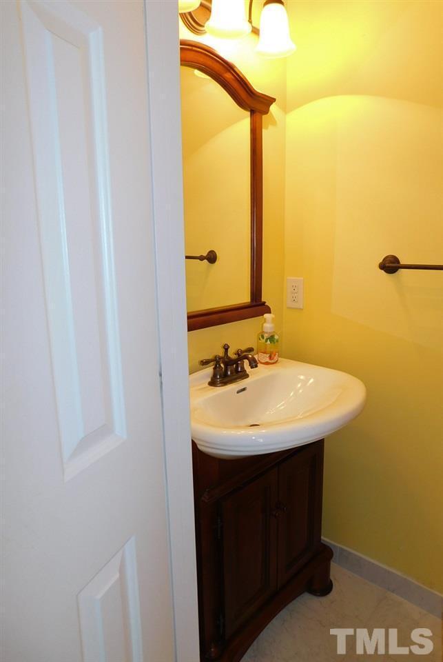 2008 Metacomet Way Raleigh, NC 27604 - Photo 3 of 25 Photo #3