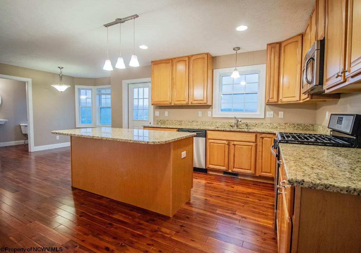 19 Amber Ridge Morgantown, WV 26508 - Photo 3 of 19 Gallery Image 3