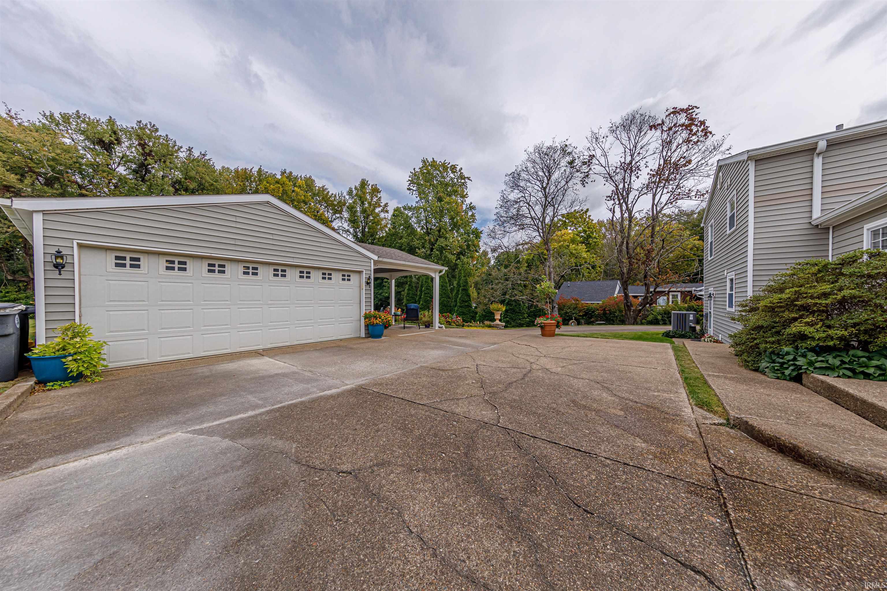 508 East Mill Road Evansville, IN 47711 - Photo 34 of 36 Gallery Image 34