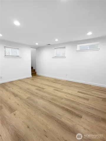 $3,995 | 6539 51st Avenue South, Seattle, WA 98118