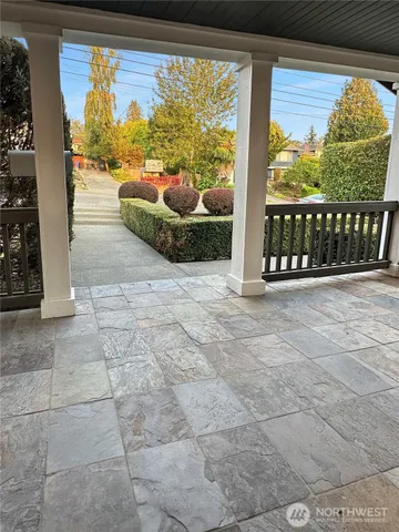 $3,995 | 6539 51st Avenue South, Seattle, WA 98118