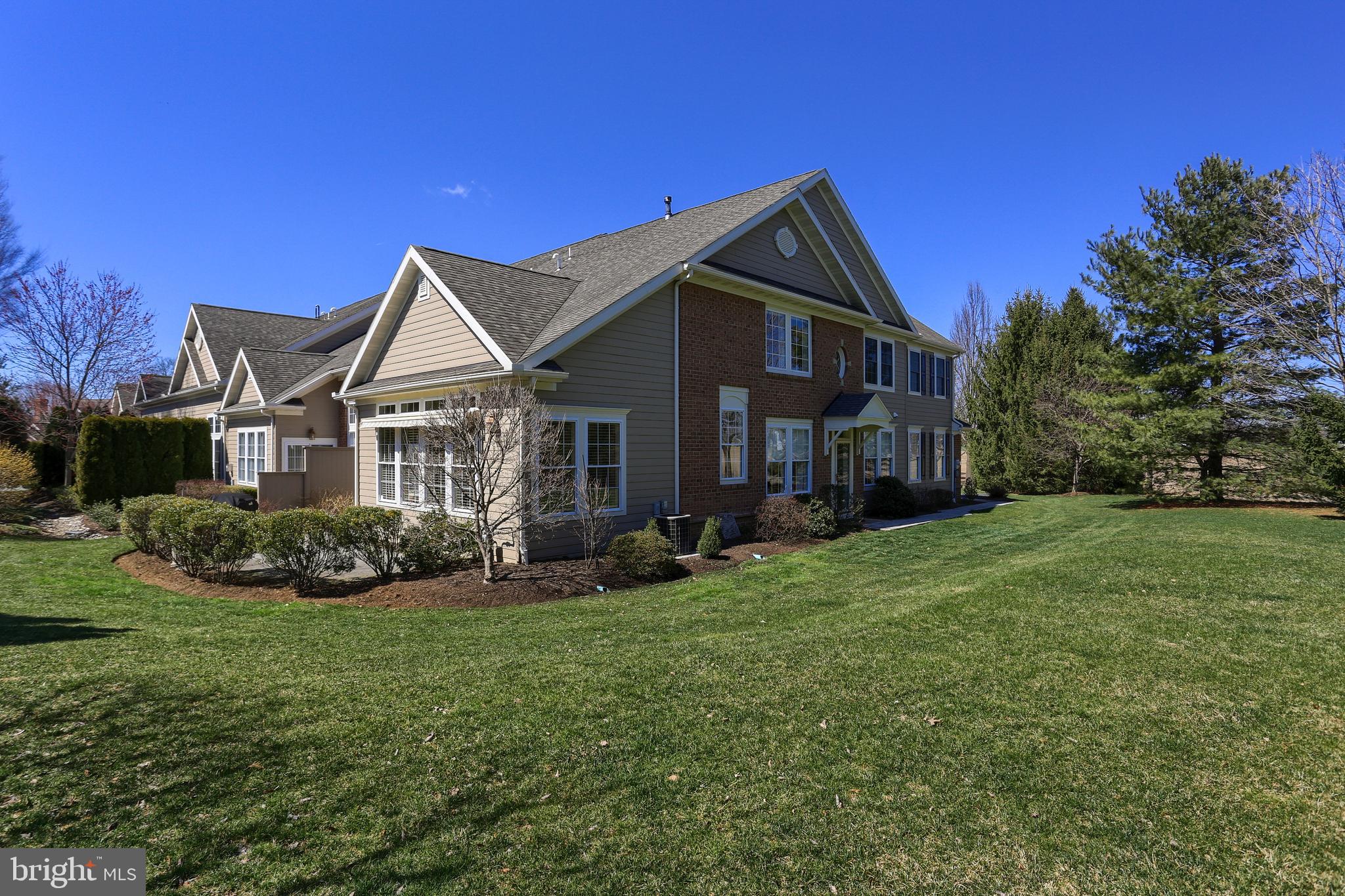 46 Farmview Lane Lititz, PA 17543 - Photo 4 of 32 Gallery Image 4