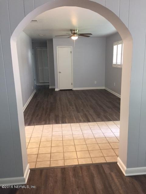 2523 Mayapple Road East Jacksonville, FL 32211 - Photo 3 of 7 IMG_0347