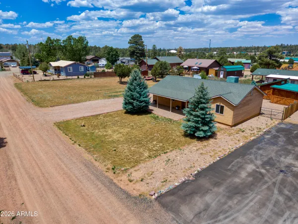 $389,000 | 2210 Sitgreaves Drive, Overgaard, AZ 85933