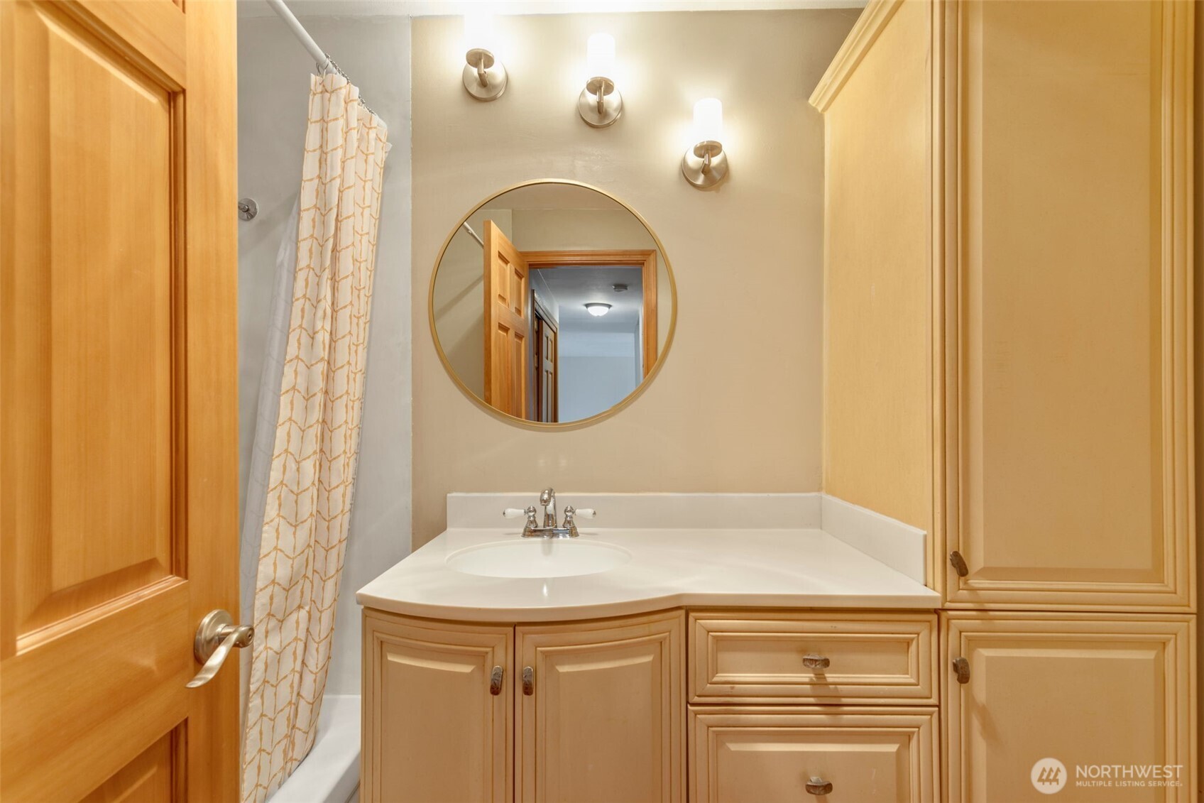 7001 Sand Point Way Northeast, Unit A412 Seattle, WA 98115 - Photo 13 of 23