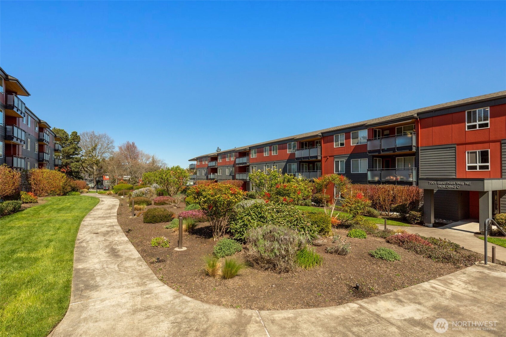 7001 Sand Point Way Northeast, Unit A412 Seattle, WA 98115 - Photo 19 of 23