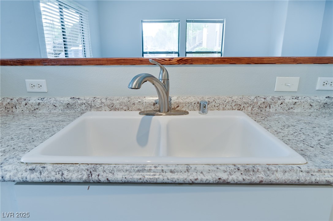 8250 North Grand Canyon Drive, Unit 1061 Las Vegas, NV 89166 - Photo 13 of 49