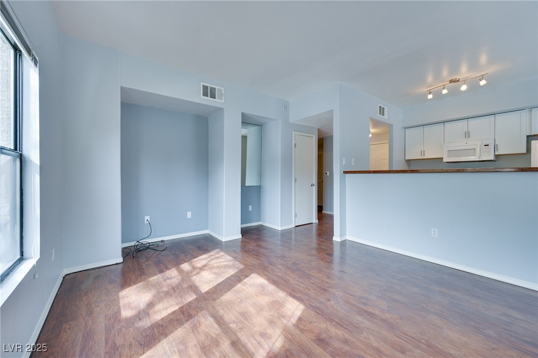 8250 North Grand Canyon Drive, Unit 1061 Las Vegas, NV 89166 - Photo 26 of 49