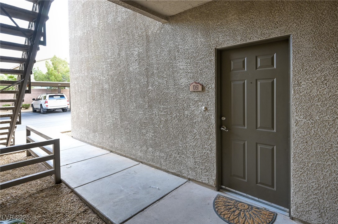 8250 North Grand Canyon Drive, Unit 1061 Las Vegas, NV 89166 - Photo 6 of 49