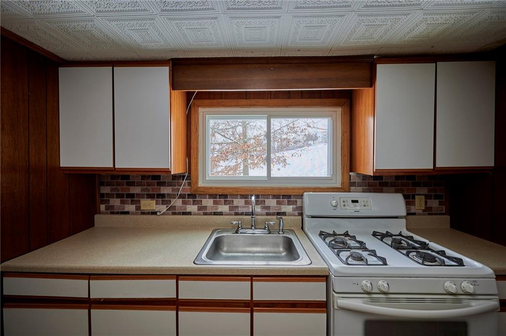 212 Sandy Flat Kittanning, PA 16201 - Photo 12 of 48