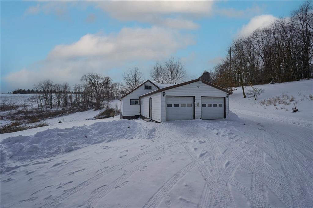 212 Sandy Flat Kittanning, PA 16201 - Photo 7 of 48