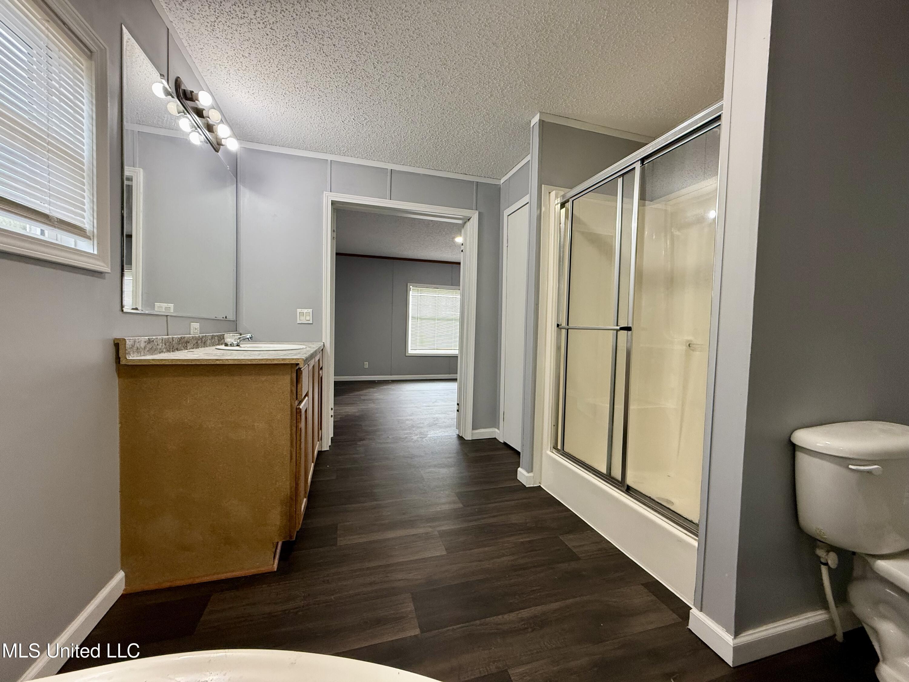 907 Sidney Trail Southeast Bogue Chitto, MS 39629 - Photo 12 of 31 IMG_2990