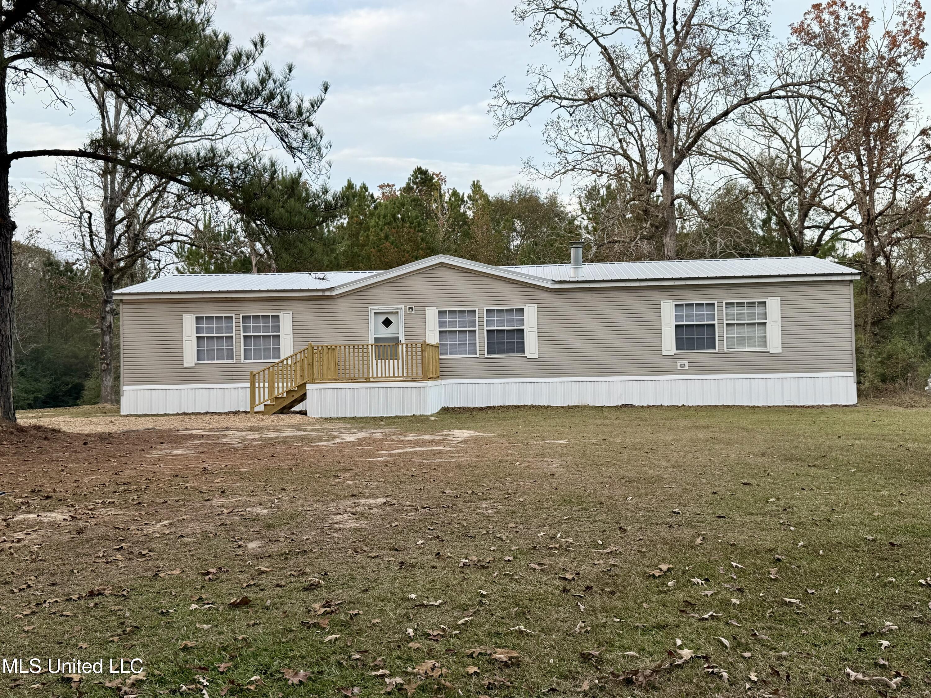 907 Sidney Trail Southeast Bogue Chitto, MS 39629 - Photo 19 of 31 IMG_2948