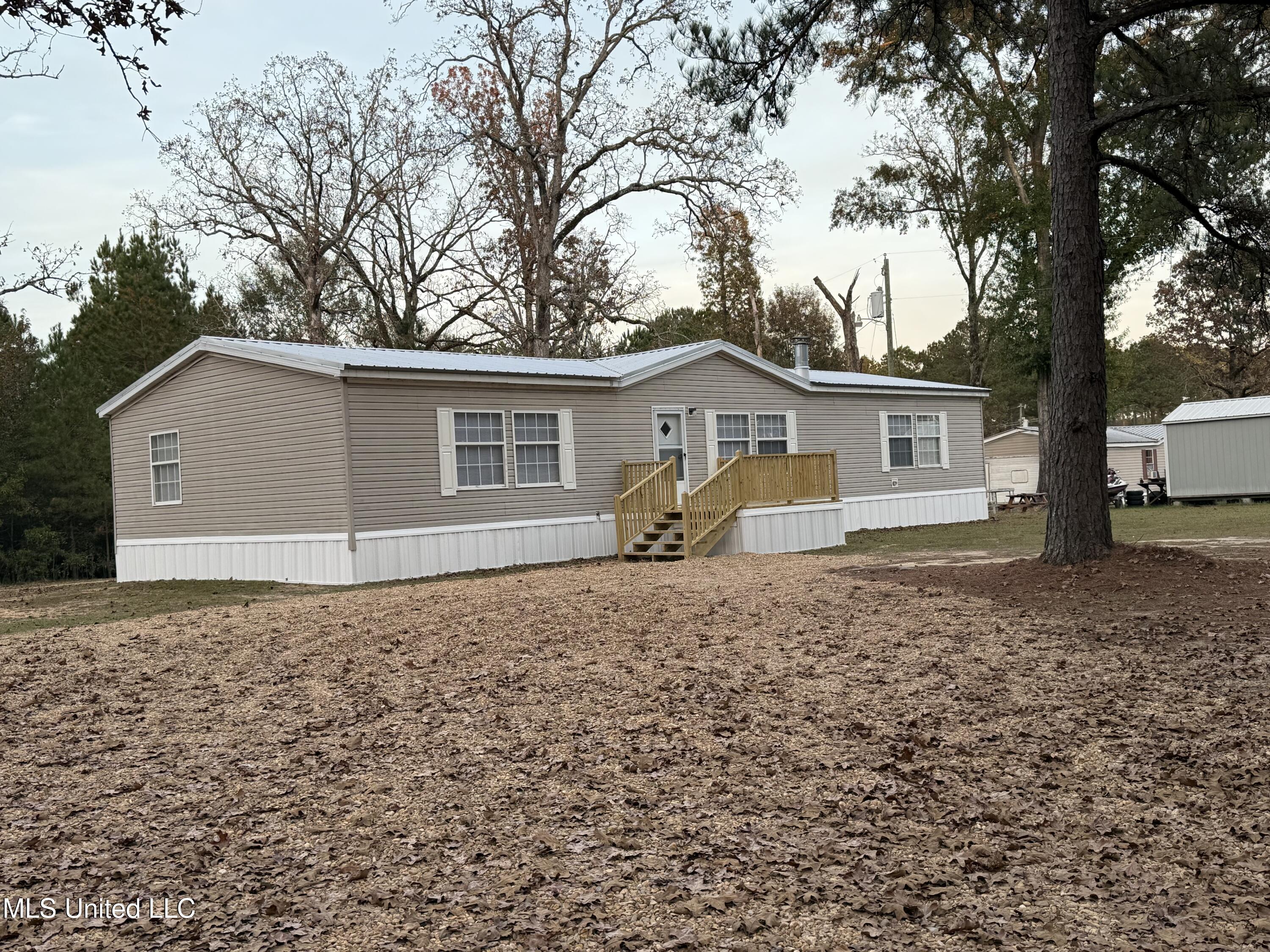 907 Sidney Trail Southeast Bogue Chitto, MS 39629 - Photo 20 of 31 IMG_2949