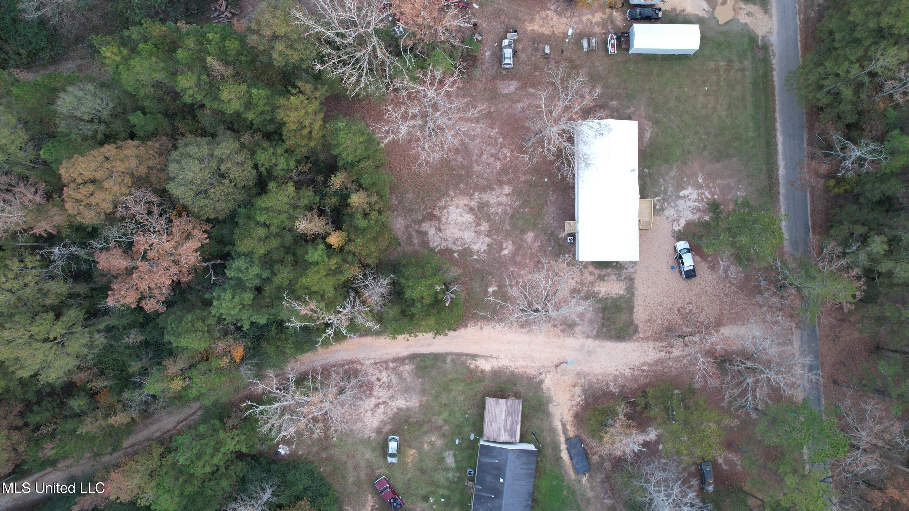 907 Sidney Trail Southeast Bogue Chitto, MS 39629 - Photo 28 of 31 dji_fly_20251120_165142_990_176367944677