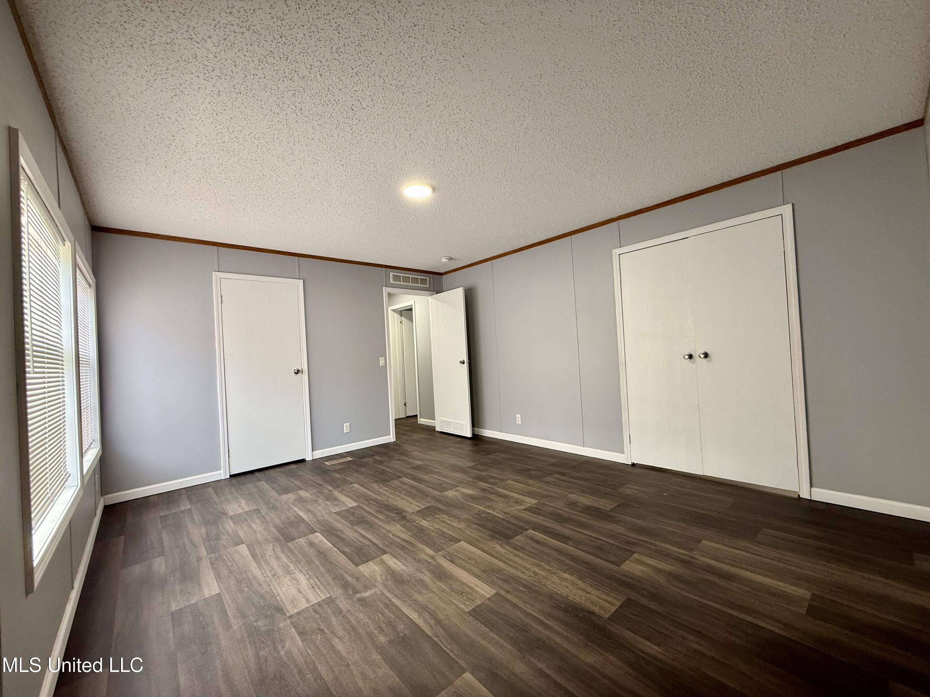 907 Sidney Trail Southeast Bogue Chitto, MS 39629 - Photo 8 of 31 IMG_2987