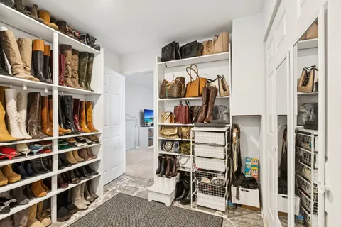 $429,900 | 122 West Helen Road, Palatine, IL 60067