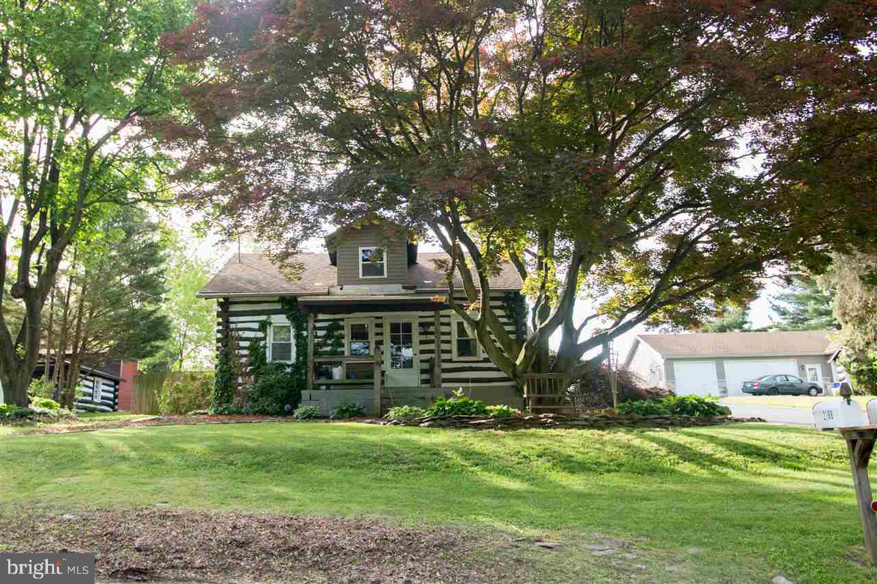 2168 Log Cabin Road York, PA 17408 - Photo 1 of 22