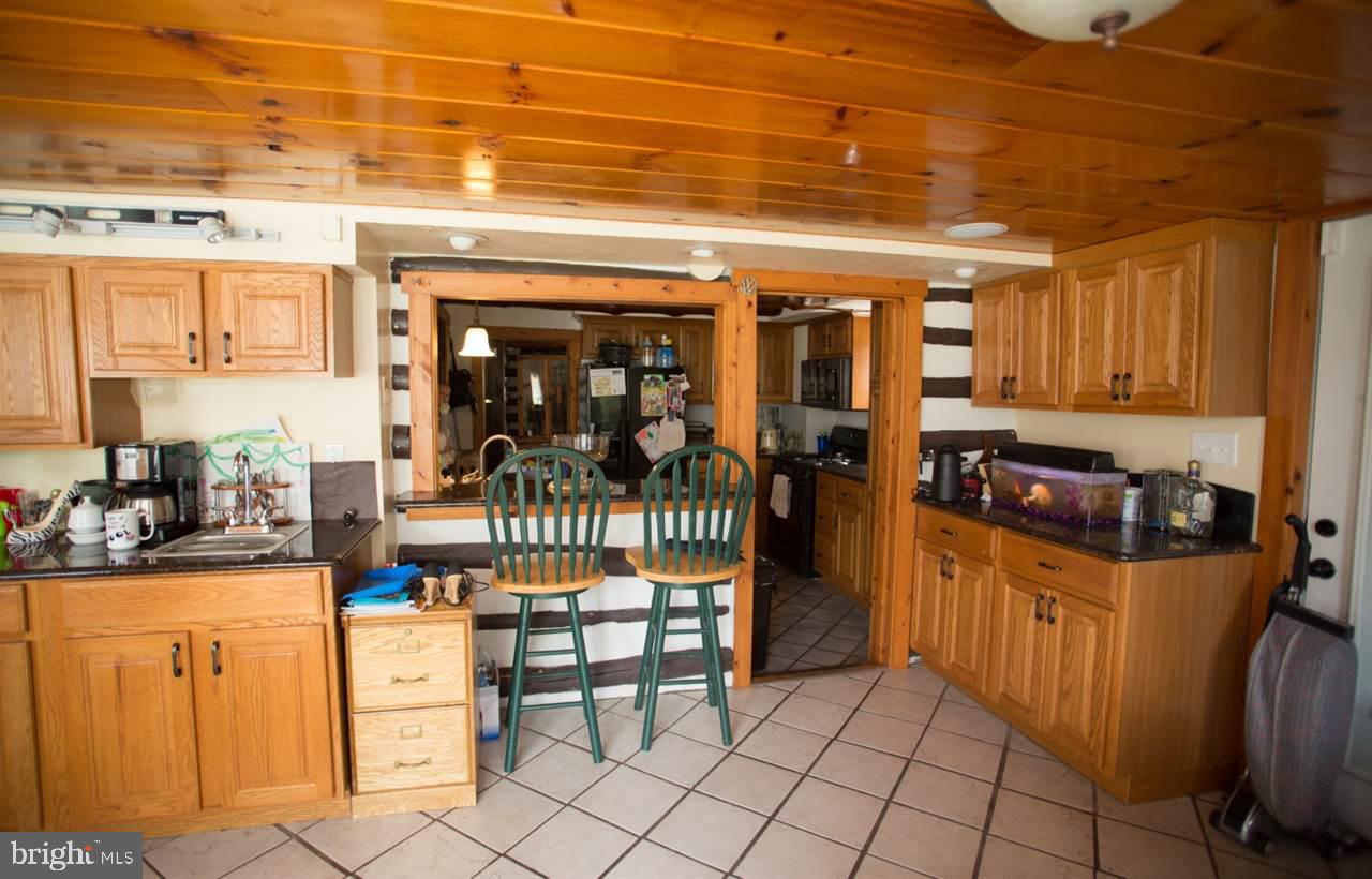 2168 Log Cabin Road York, PA 17408 - Photo 11 of 22