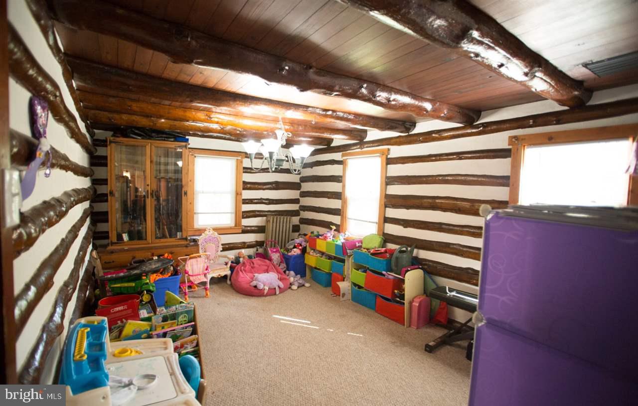 2168 Log Cabin Road York, PA 17408 - Photo 15 of 22