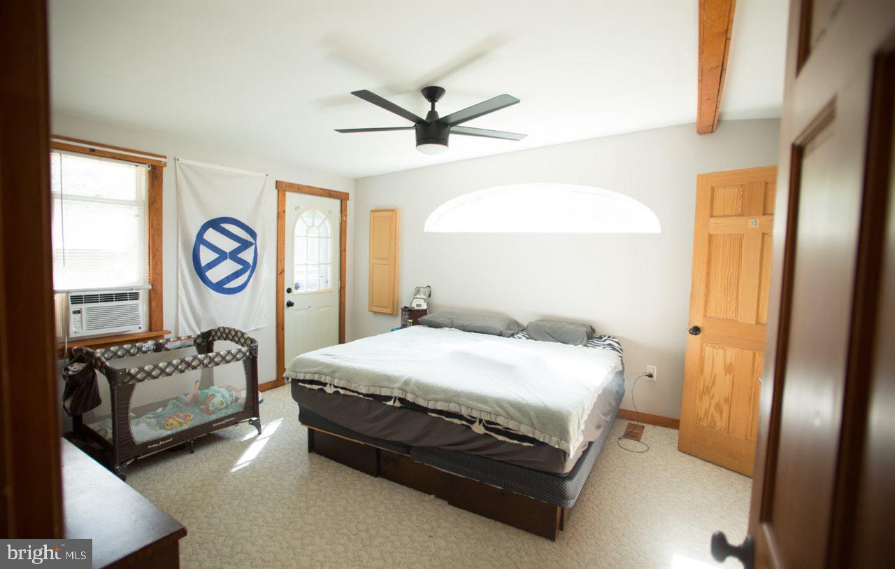 2168 Log Cabin Road York, PA 17408 - Photo 18 of 22