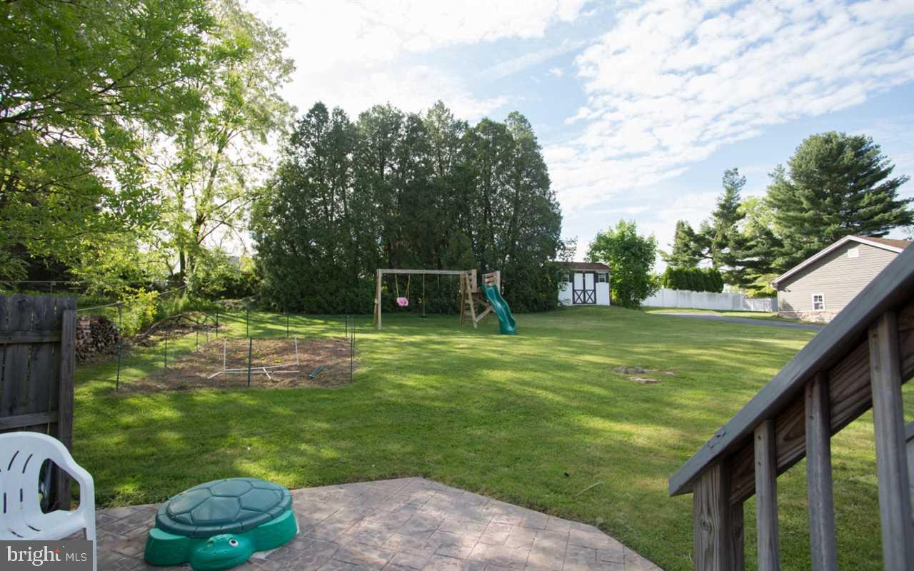 2168 Log Cabin Road York, PA 17408 - Photo 6 of 22