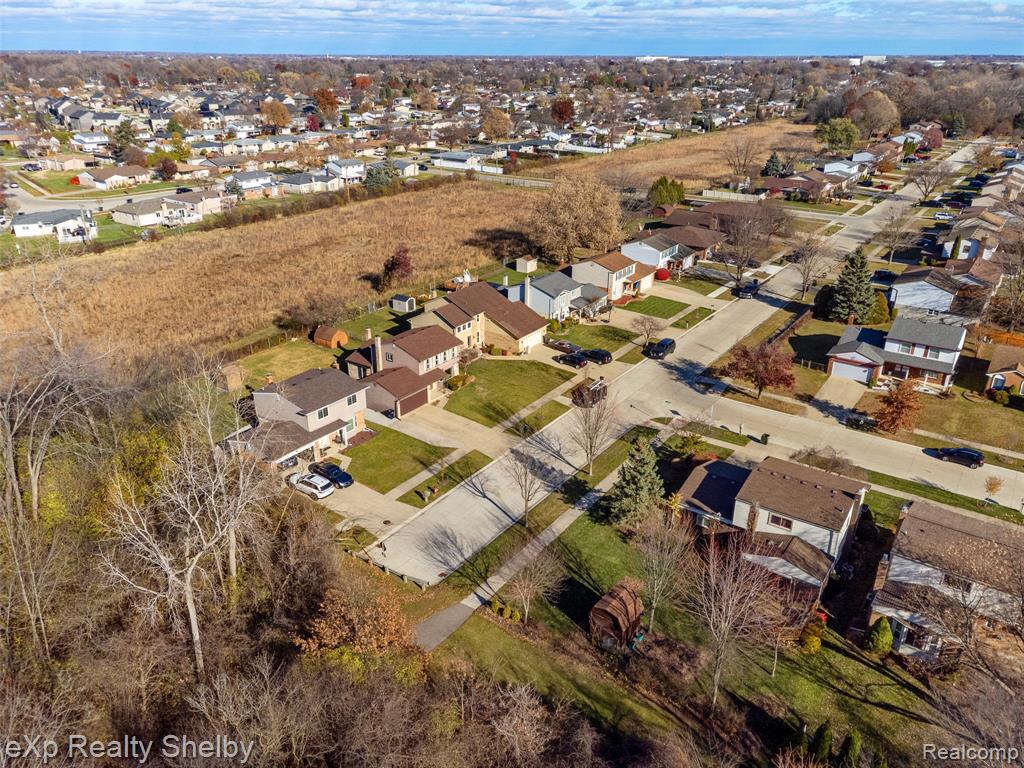 2849 Elmcrest Road Sterling Heights, MI 48310 - Photo 66 of 85