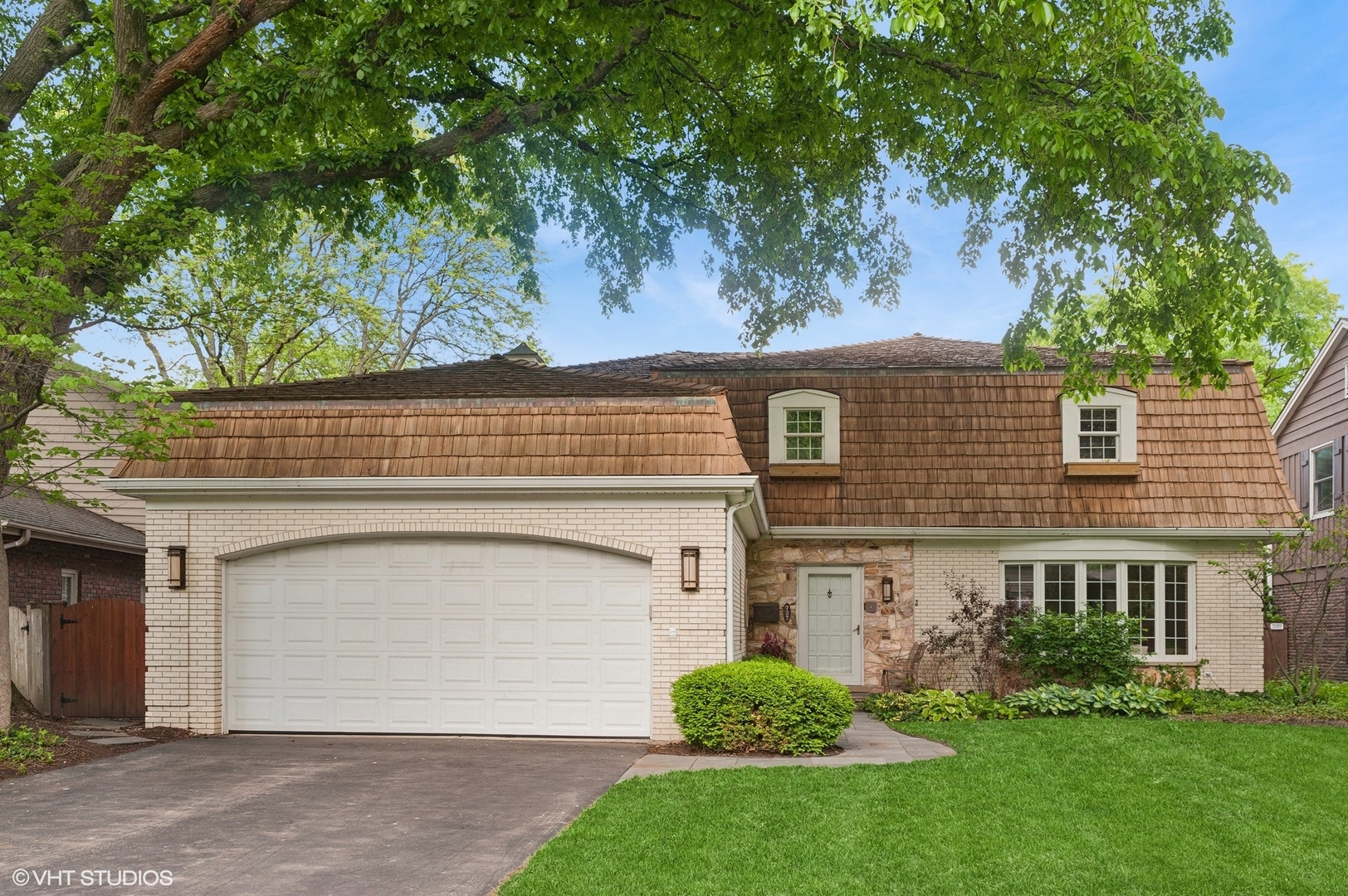 737 South Seminary Avenue Park Ridge, IL 60068 - Photo 1 of 36 Gallery Image 1