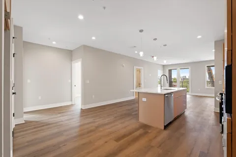 $881,500 | 730 Main Street, Unit C1, Nashville, TN 37206
