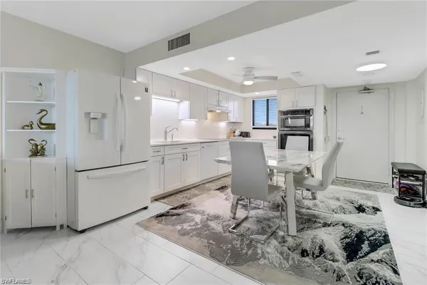 $1,650 | 4260 Southeast 20th Place, Unit 402, Cape Coral, FL 33904