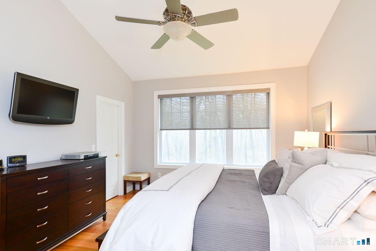 10 Fort Hill Road, Unit 1B Groton, CT 06340 - Photo 14 of 24