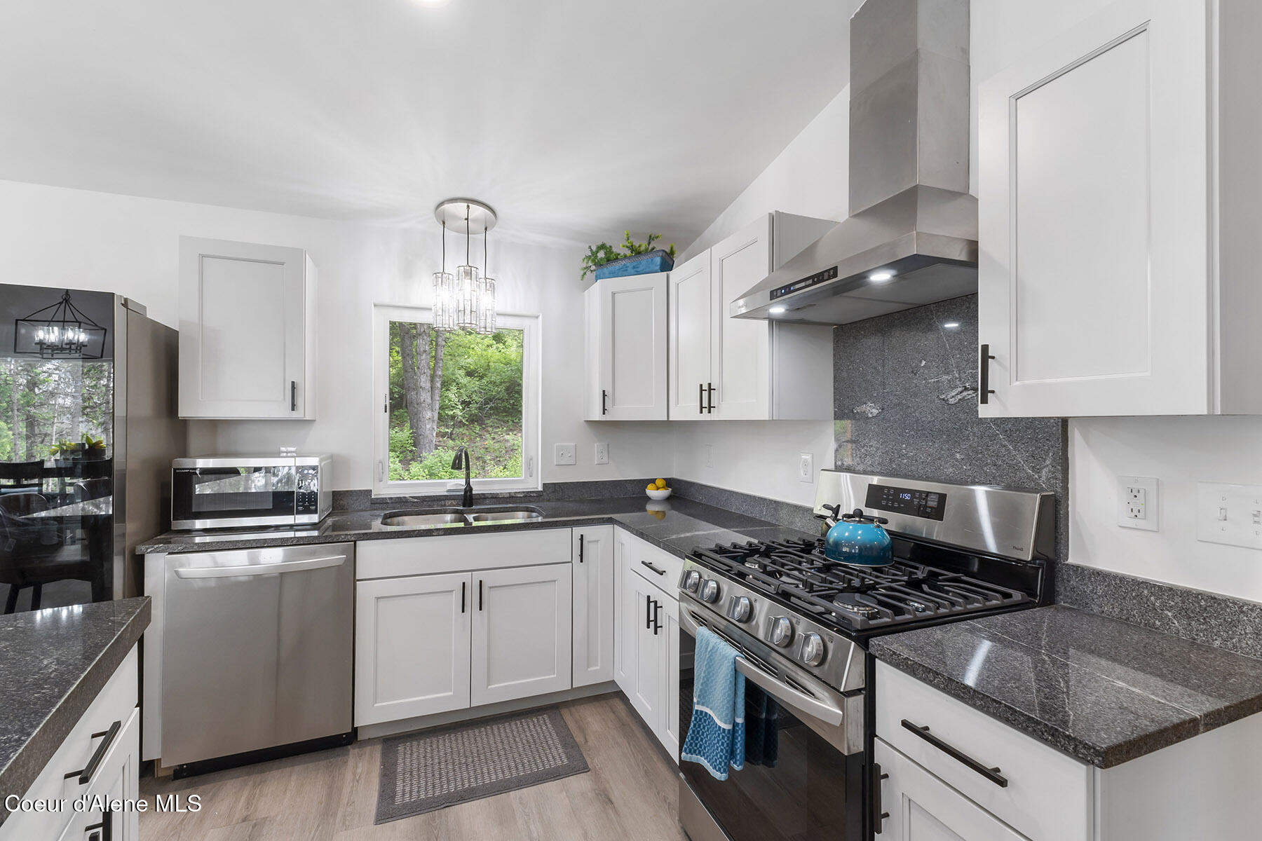554 Homestead Hollow Road Careywood, ID 83809 - Photo 15 of 65 Kitchen