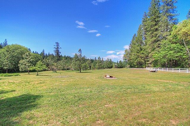 901 Reeves Creek Road Selma, OR 97538 - Photo 2 of 28 Additional Photo
