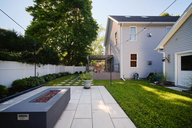 $480,000 | 487 4th Street, Manistee, MI 49660