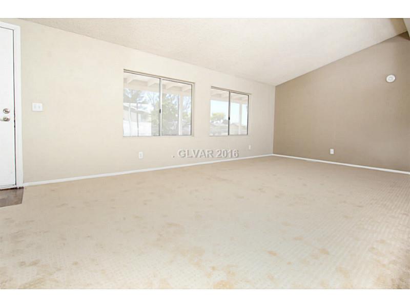 5760 Saddletree Road Pahrump, NV 89061 - Photo 4 of 27 Living Room.