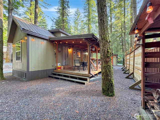 a view of outdoor space deck and garden