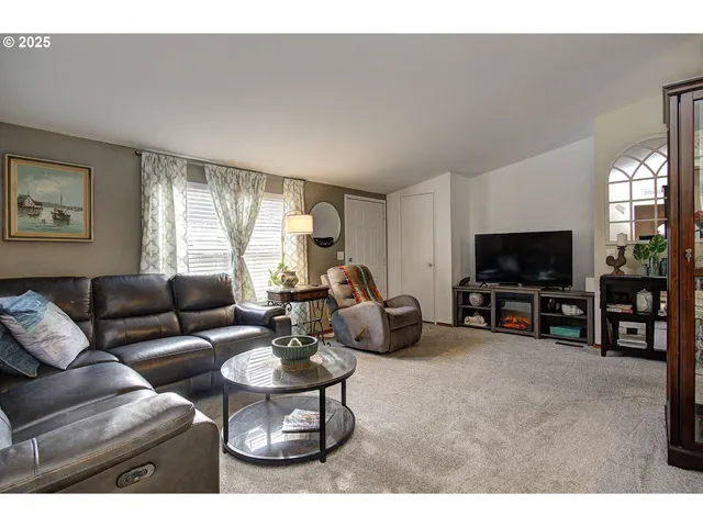 $145,000 | 15619 Northeast Caples Road, Unit 7, Brush Prairie, WA 98606