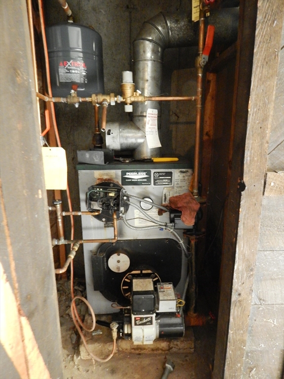 300 High Hill Road Dartmouth, MA 02747 - Photo 29 of 36