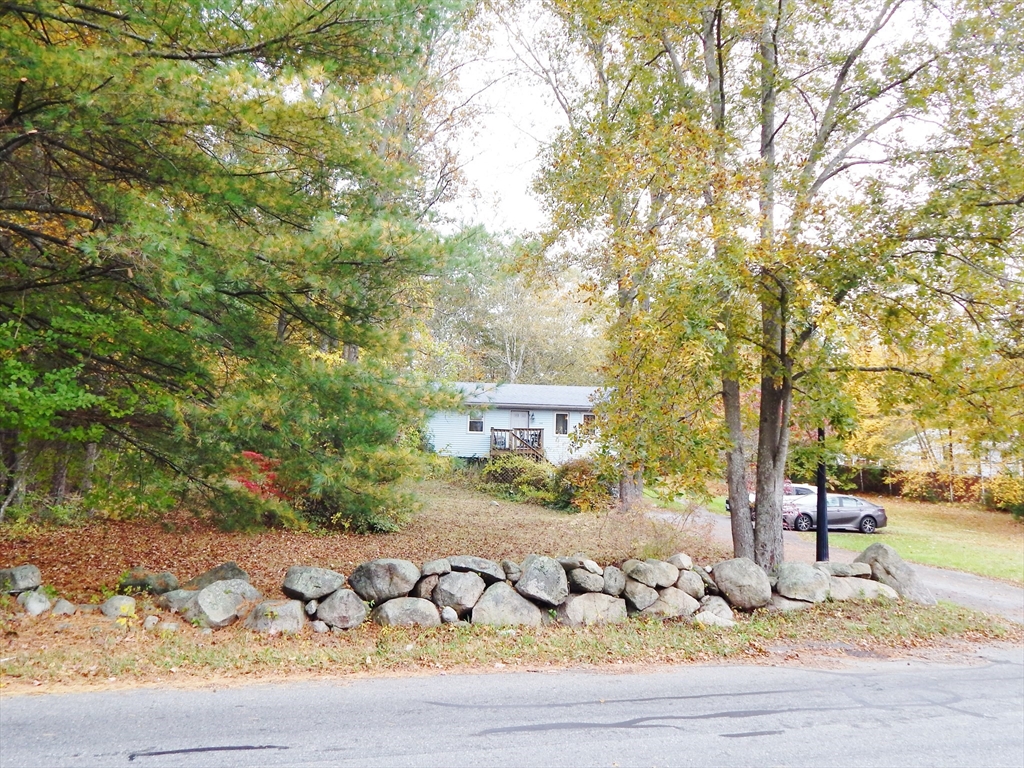 300 High Hill Road Dartmouth, MA 02747 - Photo 4 of 36