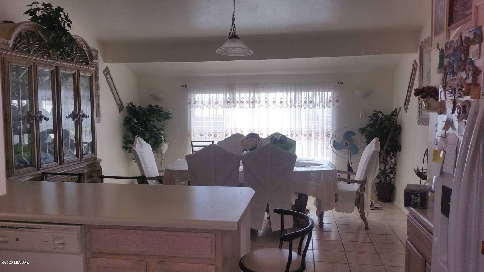897 Manzanilla Way Rio Rico, AZ 85648 - Photo 5 of 17