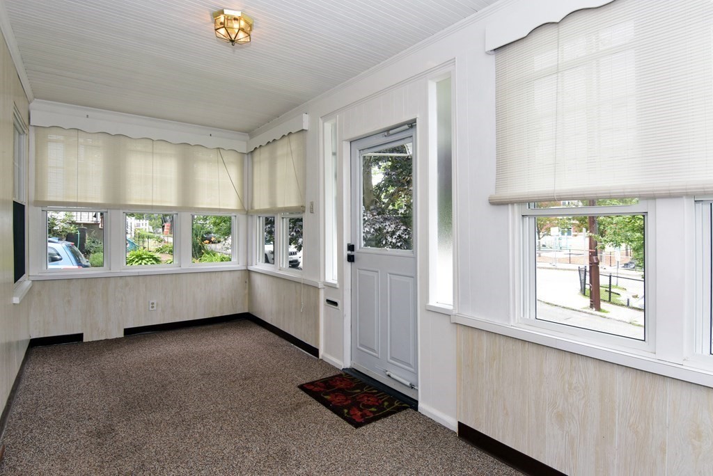 73 Newland Road Arlington, MA 02474 - Photo 3 of 25 Gallery Image 3