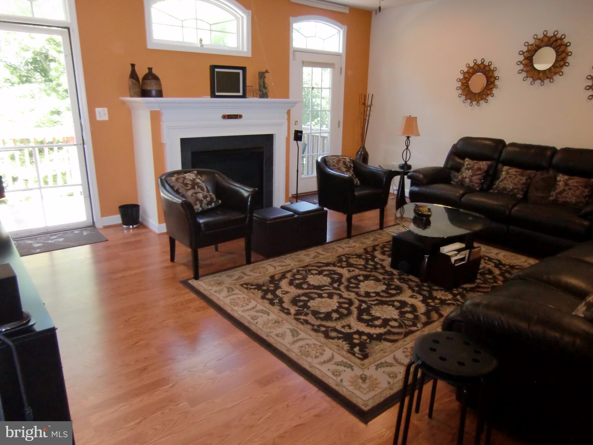 8178 Mississippi Road Laurel, MD 20724 - Photo 7 of 23 Living Room