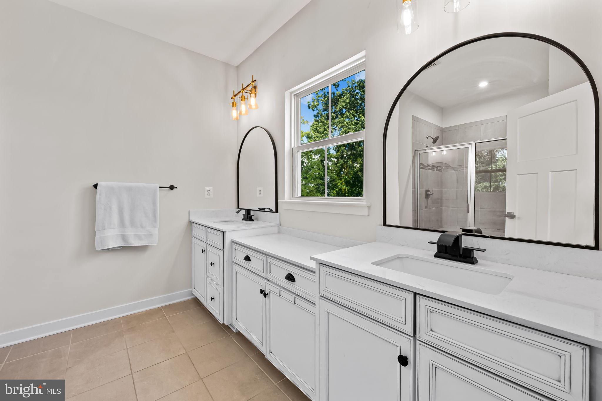 3044 Shaws Road Baltimore, MD 21219 - Photo 34 of 59