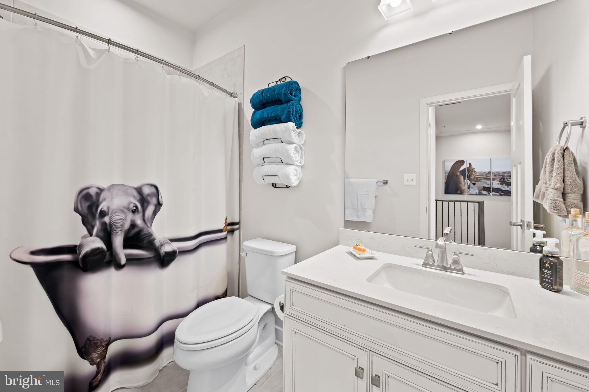 3044 Shaws Road Baltimore, MD 21219 - Photo 36 of 57