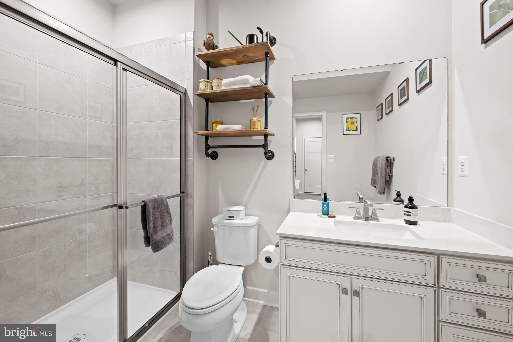 3044 Shaws Road Baltimore, MD 21219 - Photo 8 of 57