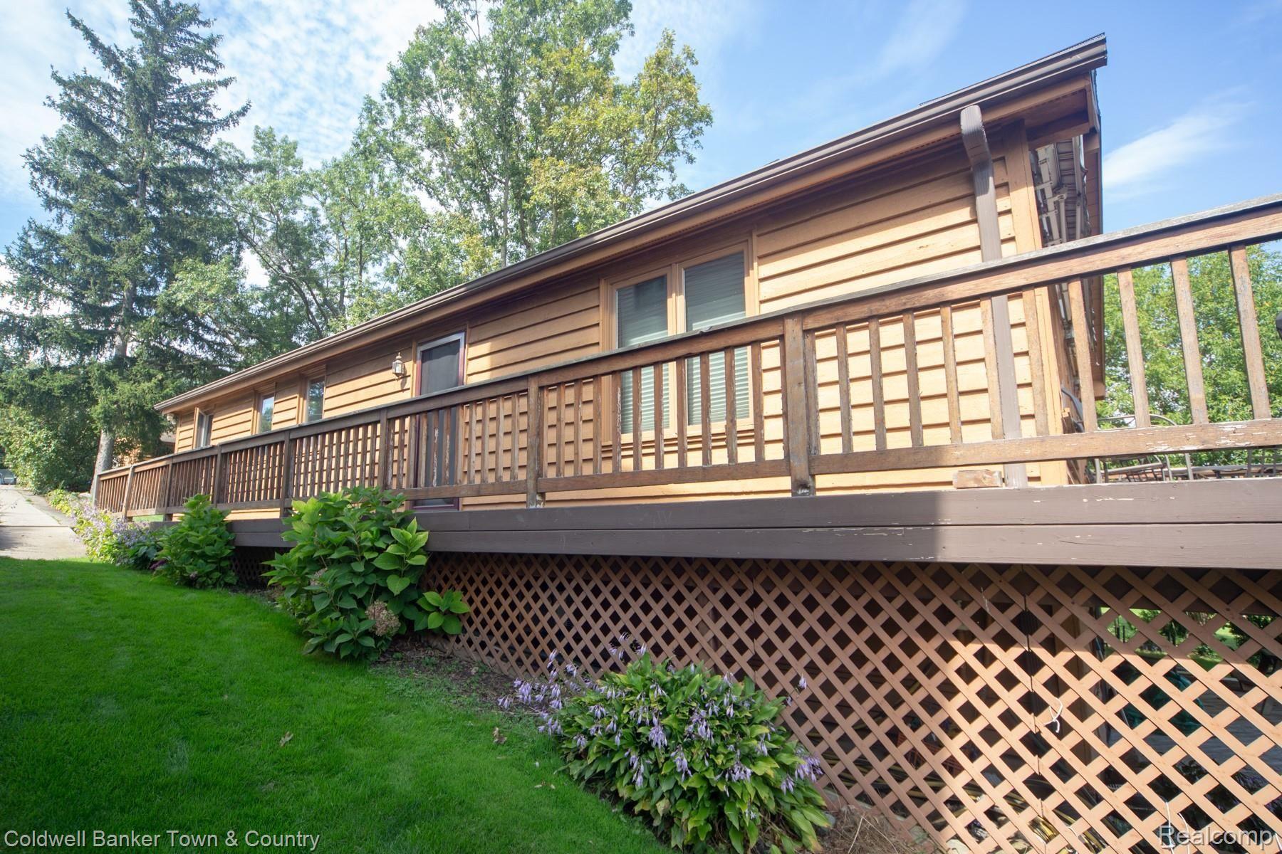 5874 Bullard Road Fenton, MI 48430 - Photo 41 of 51 IMG_8816.JPG