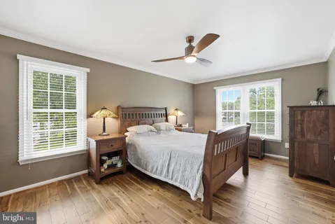 $1,075,000 | 8900 Kenilworth Drive, Burke, VA 22015